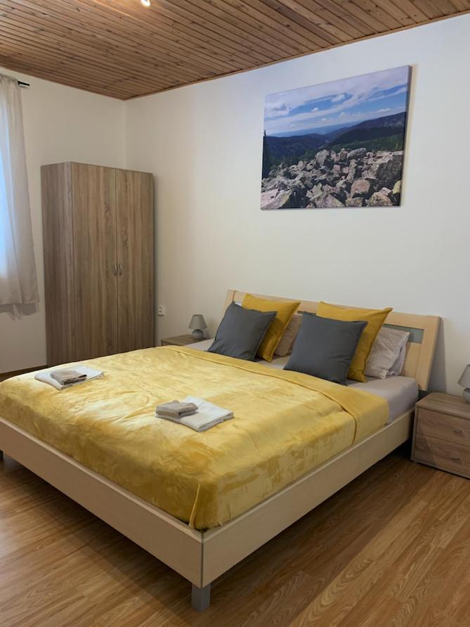 Apartamento U Kubinu Jáchymov Exterior foto